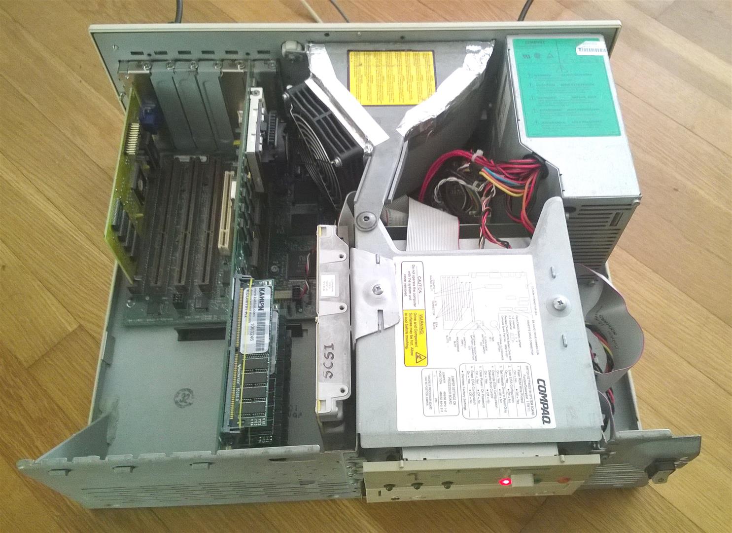 Compaq Deskpro XL5120 a 20 year old PC originally intended to run DOS, Windows 3.1, 95, 98 and (maybe) 2000 Professional, currently resurrected with KolibriOS, all I can say is WOW!